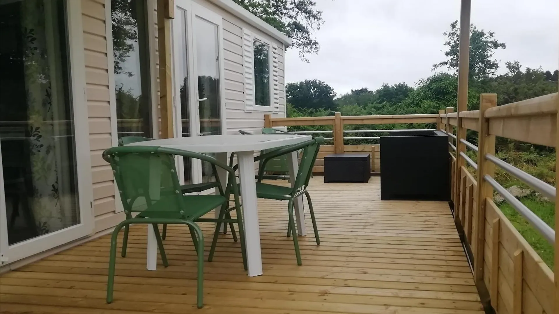 Camping Des Pierres Debout Névez Frankrijk