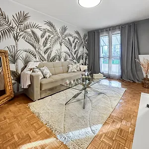 appartement-proche-du-lac-dannecy.hotels-rhonealpes.com/