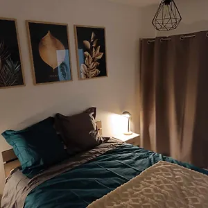 appartement-anneyron.hotels-rhonealpes.com/